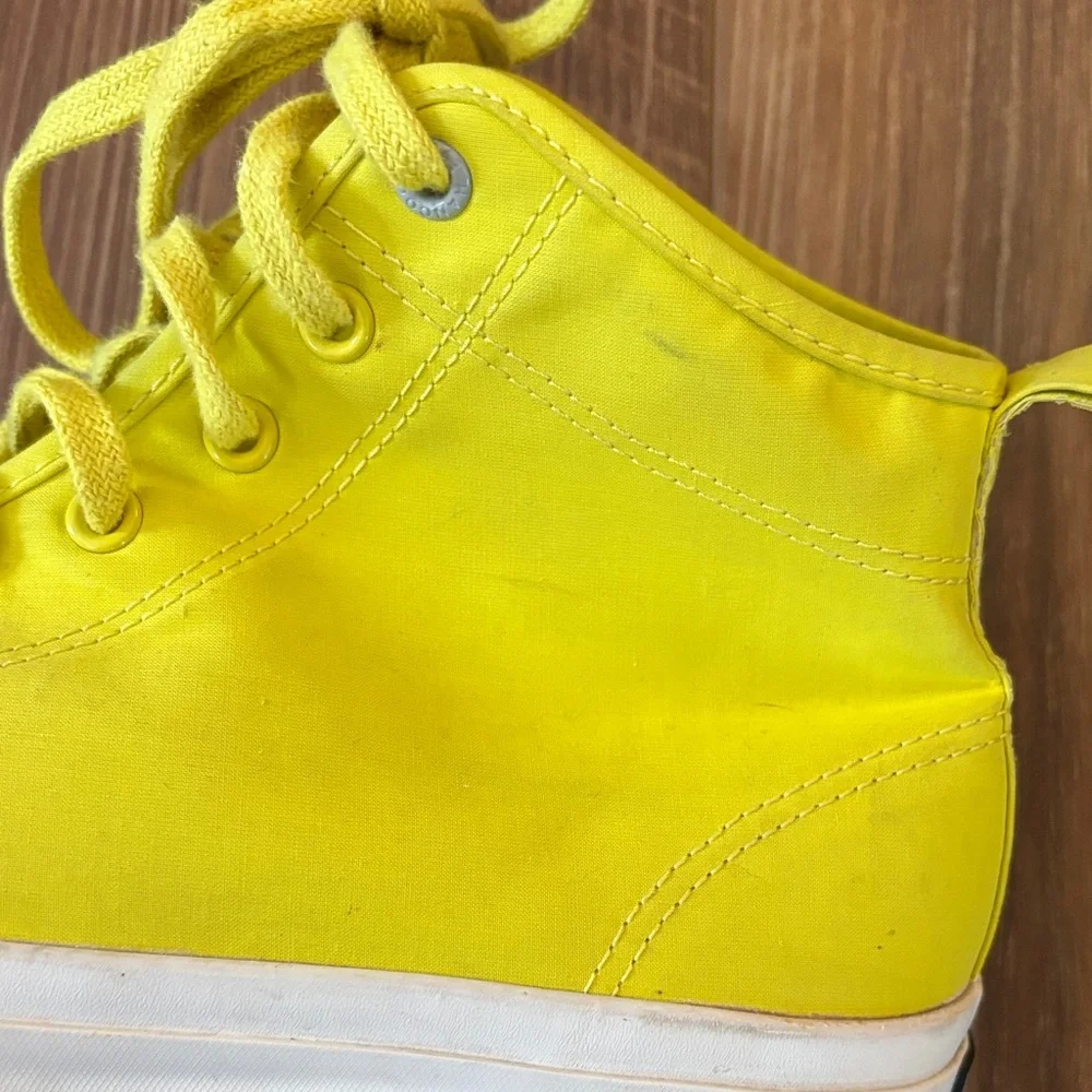 Converse Jack Purcell High-top Sneakers in yellow - Picture 6 of 17